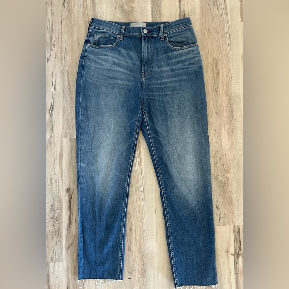 Women’s Everlane “The Original Cheeky” Raw Hem Jean - size 30
